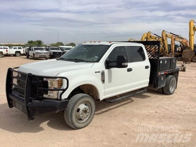 Ford F-350 Platte bakwagens