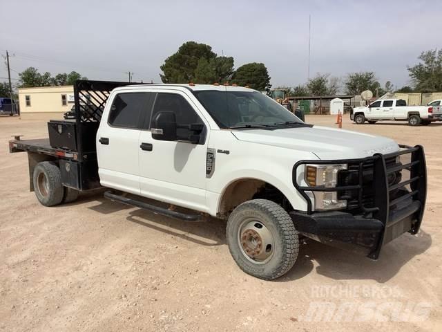 Ford F-350 Platte bakwagens