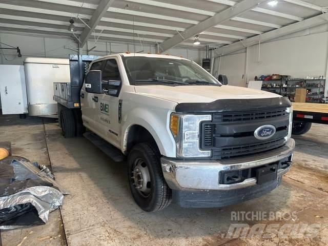 Ford F-350 Platte bakwagens