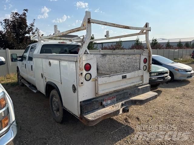 Ford F-350 Bestelwagens met open laadbak
