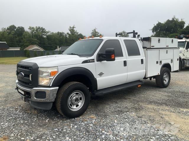 Ford F-350 Bestelwagens met open laadbak