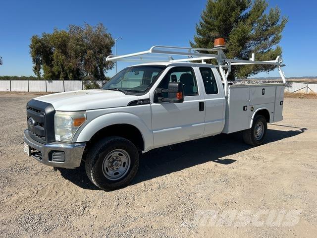 Ford F-350 Bestelwagens met open laadbak