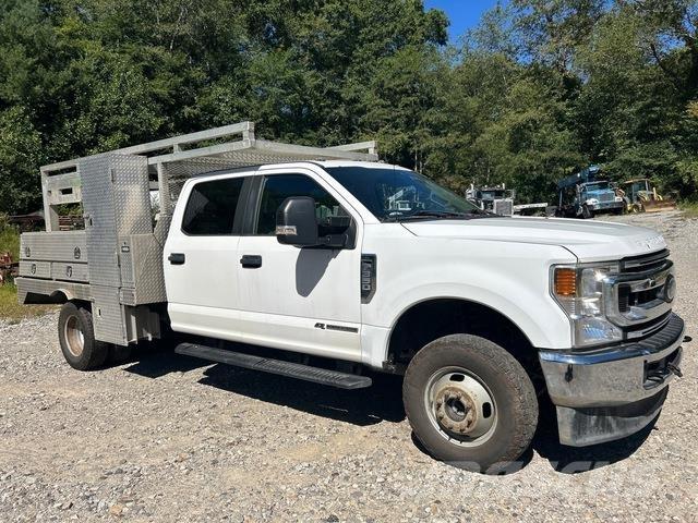 Ford F-350 Bestelwagens met open laadbak