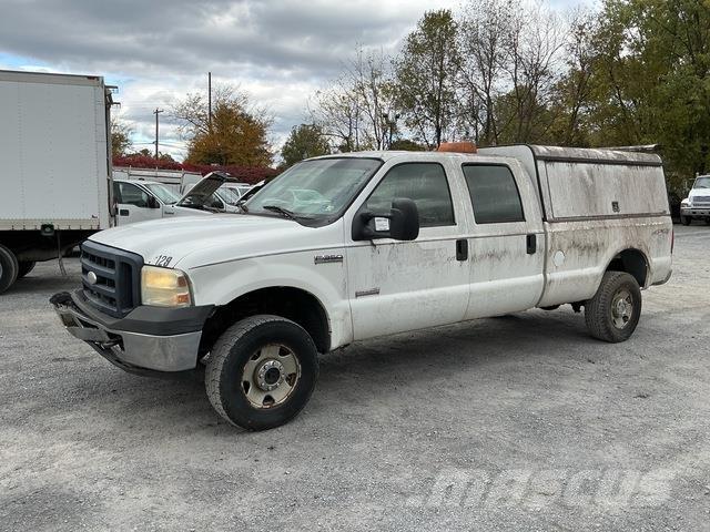 Ford F-350 Bestelwagens met open laadbak