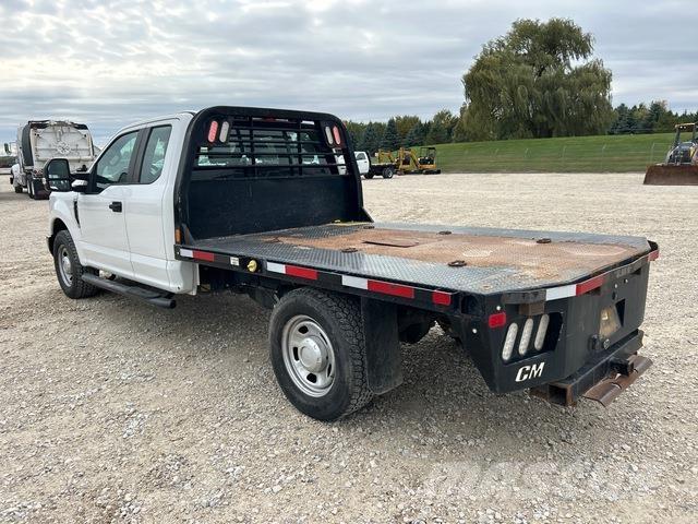 Ford F-350 Platte bakwagens