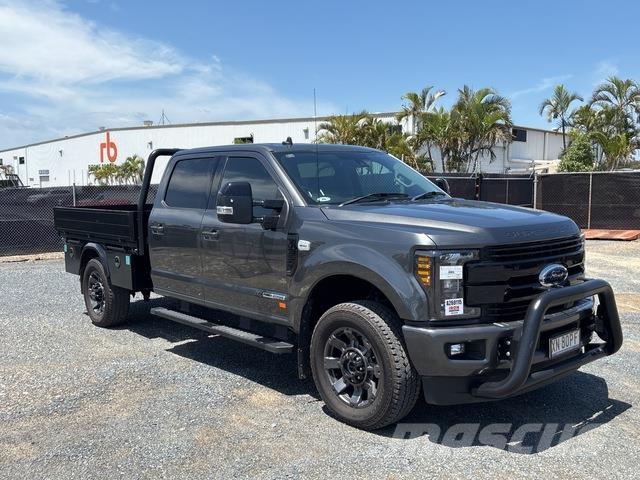 Ford F-350 Bestelwagens met open laadbak