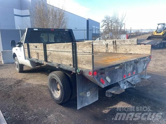 Ford F-450 Platte bakwagens