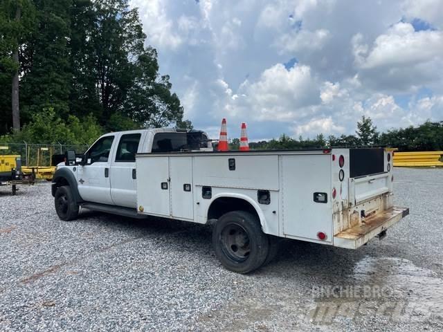 Ford F-450 Bestelwagens met open laadbak