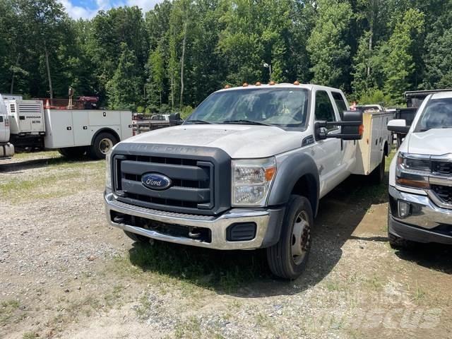 Ford F-450 Bestelwagens met open laadbak