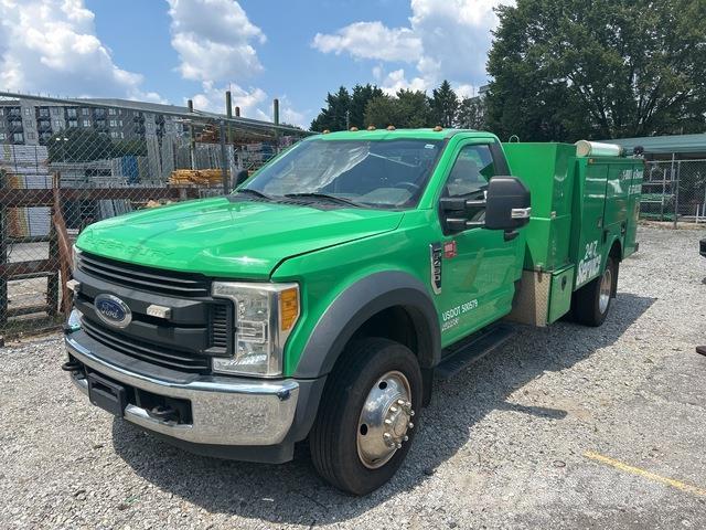Ford F-450 Bestelwagens met open laadbak