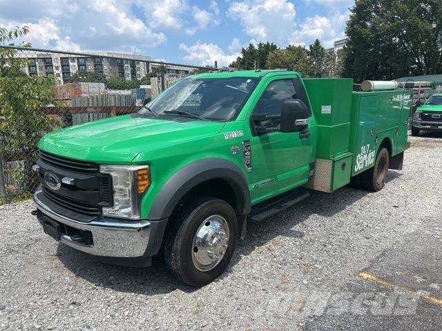 Ford F-450 Bestelwagens met open laadbak