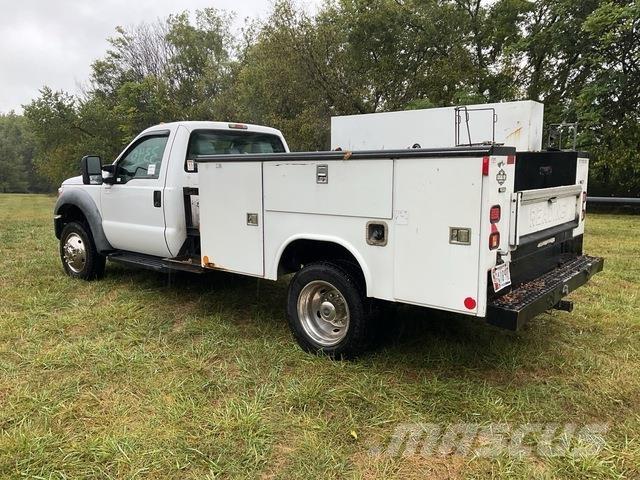 Ford F-450 Bestelwagens met open laadbak