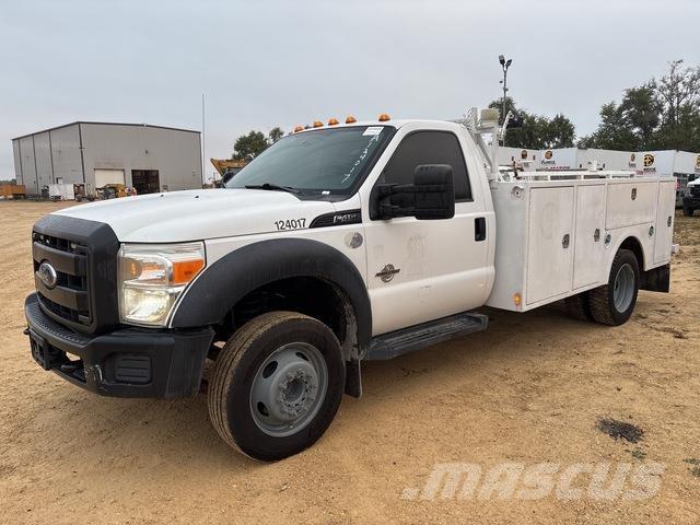 Ford F-450 Bestelwagens met open laadbak