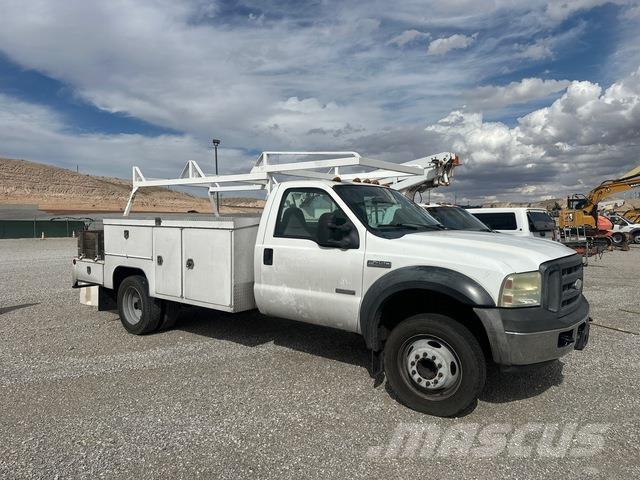 Ford F-450 Bestelwagens met open laadbak