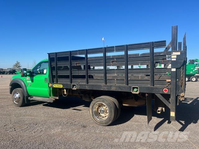 Ford F-450 Platte bakwagens