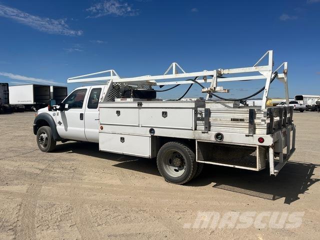 Ford F-450 Platte bakwagens