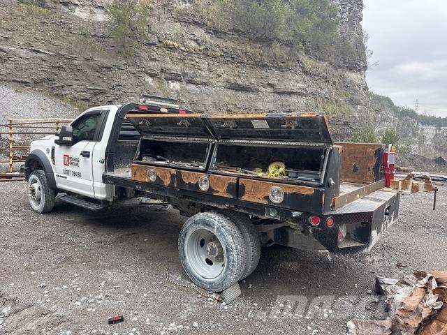 Ford F-450 Platte bakwagens