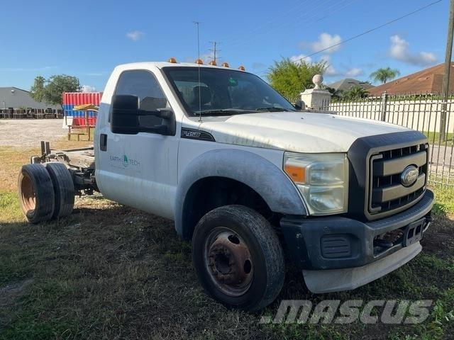 Ford F-450 XL Cabine en interieur