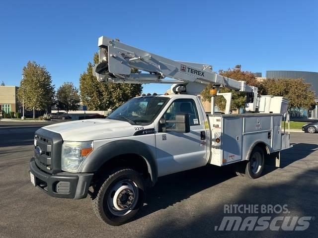 Ford F-550 Auto hoogwerkers