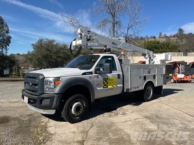 Ford F-550 Auto hoogwerkers