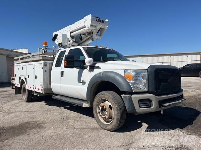Ford F-550 Auto hoogwerkers