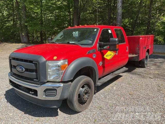 Ford F-550 Bestelwagens met open laadbak