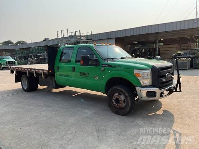 Ford F-550 Platte bakwagens