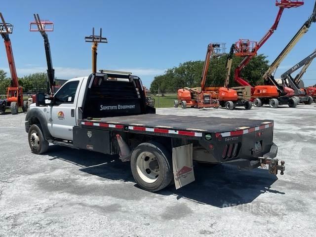 Ford F-550 Platte bakwagens