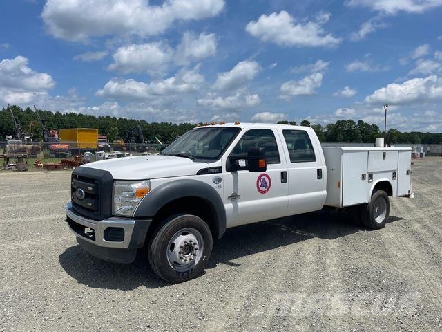Ford F-550 Bestelwagens met open laadbak