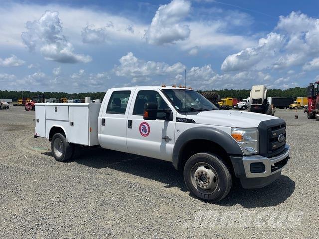 Ford F-550 Bestelwagens met open laadbak