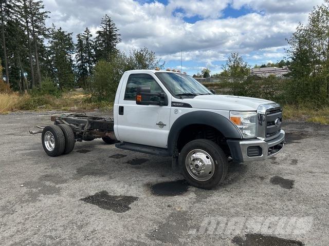 Ford F-550 Cabine en interieur