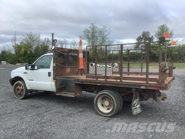 Ford F-550 Platte bakwagens