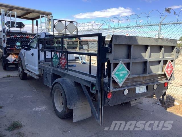 Ford F-550 Platte bakwagens