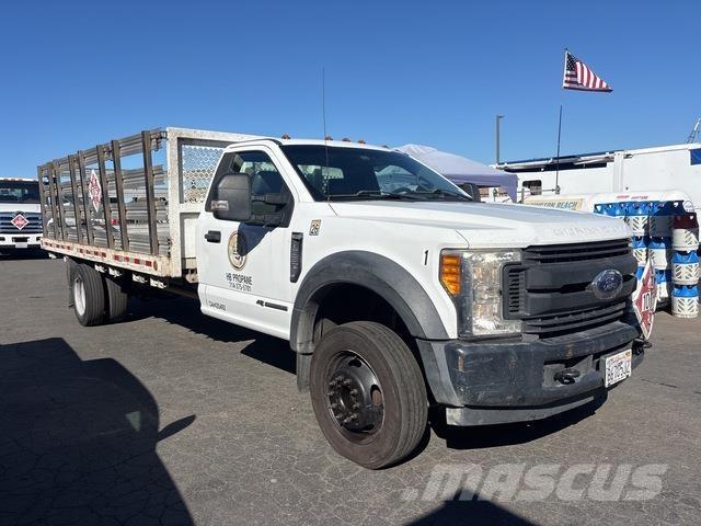 Ford F-550 Platte bakwagens
