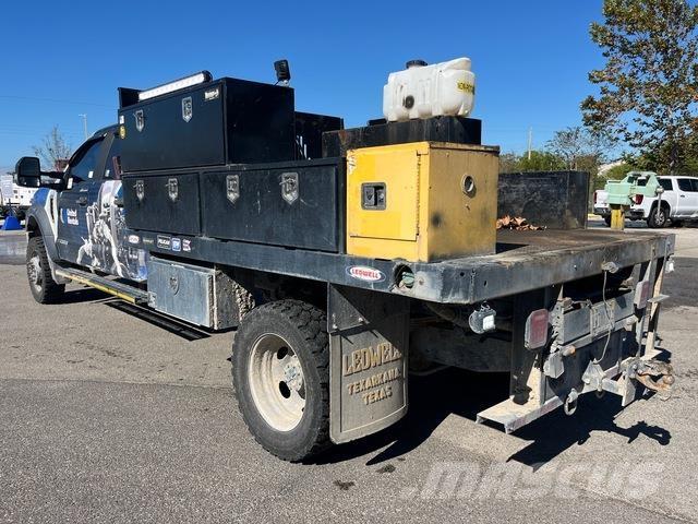 Ford F-550 Platte bakwagens