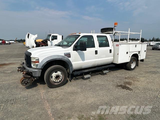 Ford F-550 Bestelwagens met open laadbak