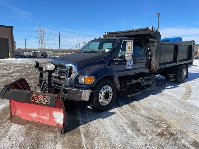 Ford F-650 Sneeuwschuivers en -ploegen