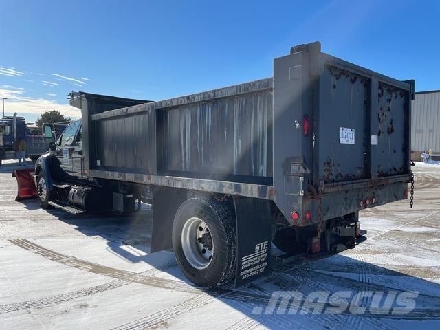 Ford F-650 Sneeuwschuivers en -ploegen