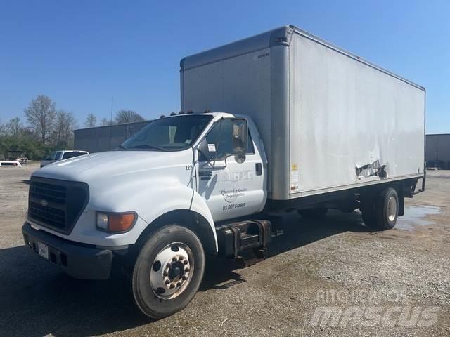 Ford F-650 Bakwagens met gesloten opbouw