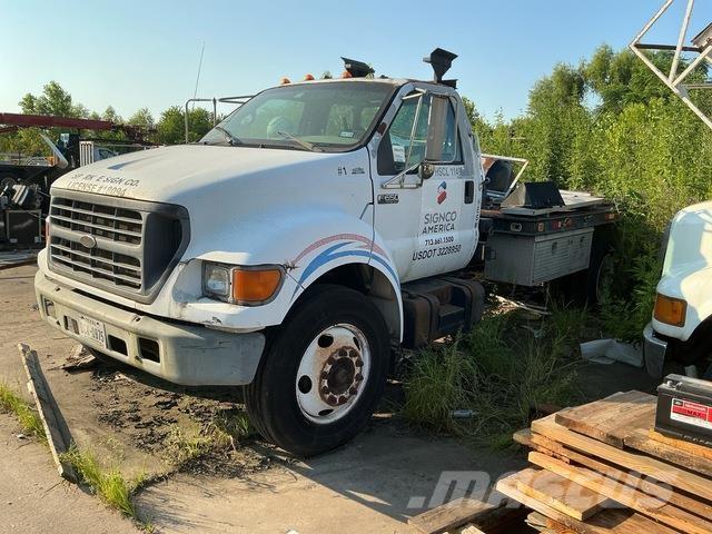 Ford F-650 Platte bakwagens