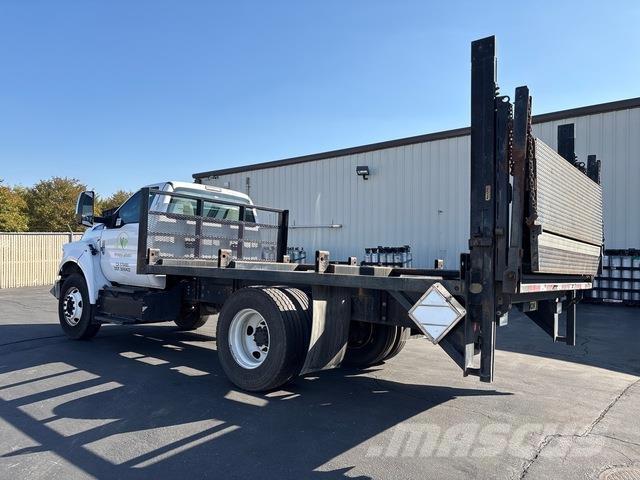 Ford F-650 Platte bakwagens