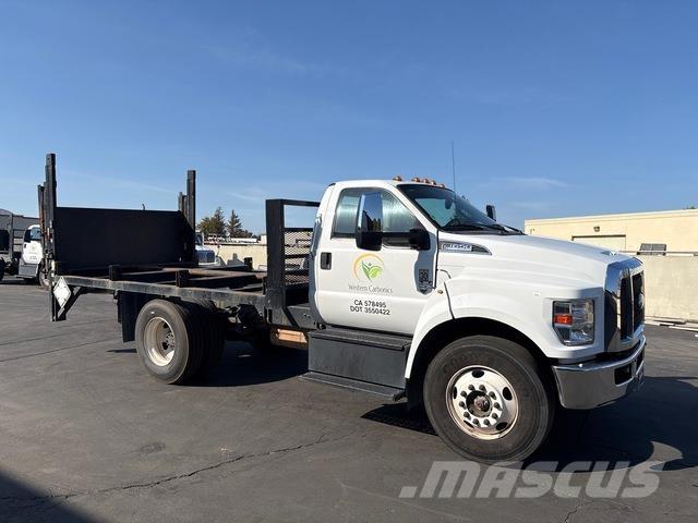 Ford F-650 Platte bakwagens