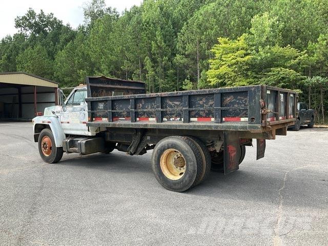 Ford F-700 Kipper