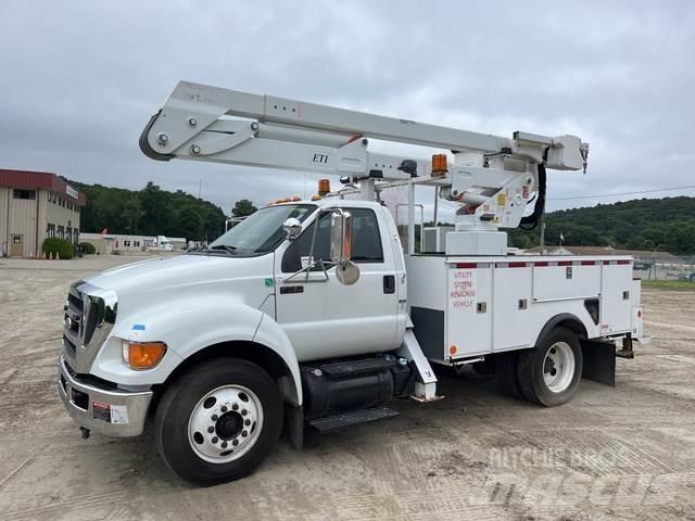 Ford F-750 Auto hoogwerkers