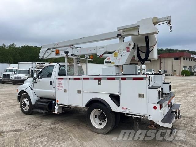 Ford F-750 Auto hoogwerkers