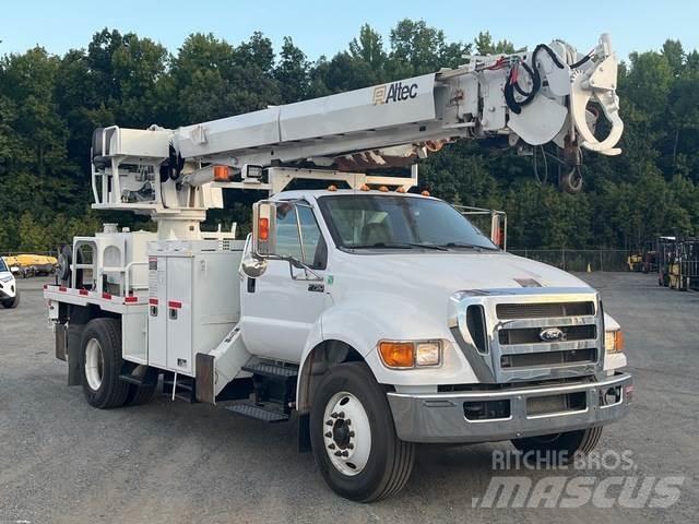 Ford F-750 Mobiele Boorinstallatie