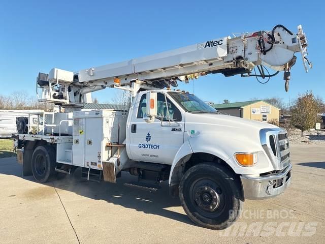 Ford F-750 Mobiele Boorinstallatie