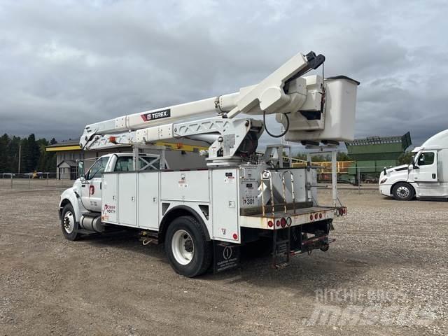 Ford F-750 Auto hoogwerkers