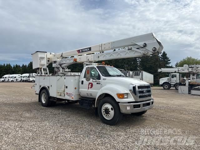 Ford F-750 Auto hoogwerkers