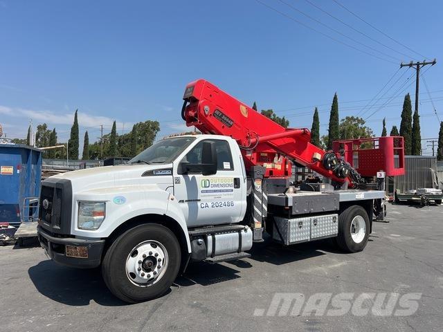 Ford F-750 Anders